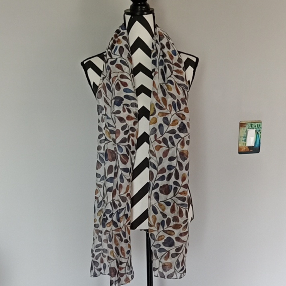 New Ladies Scarf